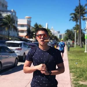 Meet your Posher, Azim